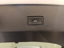 VW T-Roc Design TSI in Pure White