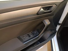 VW T-Roc Design TSI in Pure White