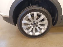 VW T-Roc Design TSI in Pure White