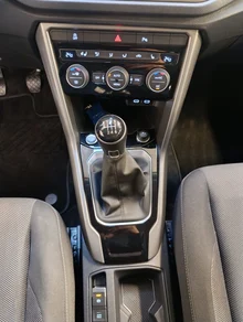 VW T-Roc Design TSI in Pure White