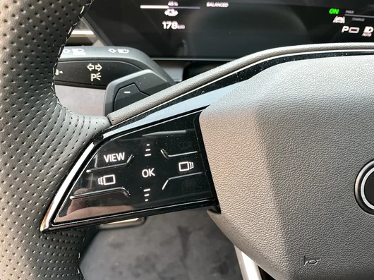 Bild eines Audi Q6 e-tron quattro