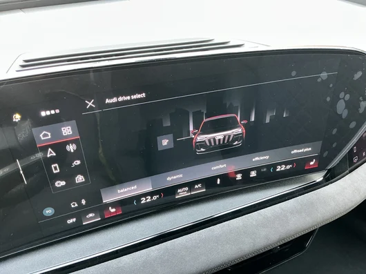 Bild eines Audi Q6 e-tron quattro