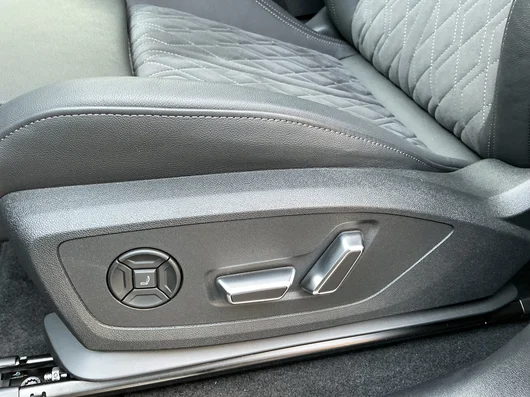 Bild eines Audi Q6 e-tron quattro