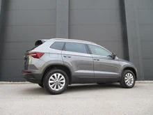 Škoda Karoq Selection TSI DSG ACT in Graphit-Grau Metallic