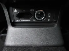 Škoda Karoq Selection TSI DSG ACT in Graphit-Grau Metallic