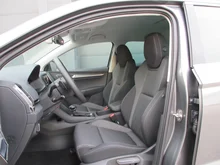 Škoda Karoq Selection TSI DSG ACT in Graphit-Grau Metallic