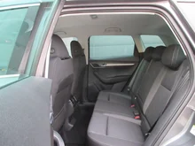 Škoda Karoq Selection TSI DSG ACT in Graphit-Grau Metallic
