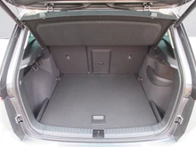 Škoda Karoq Selection TSI DSG ACT in Graphit-Grau Metallic