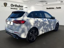 Mercedes B 180 in weiss - normal