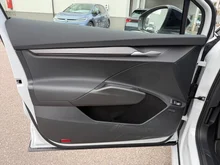 Škoda Enyaq Coupé Sportline 85 in Moon-Weiß Metallic
