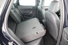 SEAT Arona FR Austria 1.0 TSI in Asphalt-Blau Metallic Dach Candy Weiß