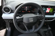 SEAT Ibiza Reference Edition 1.0 80PS in Nacht-Schwarz Metallic