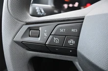 SEAT Ibiza Reference Edition 1.0 80PS in Nacht-Schwarz Metallic