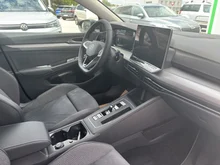 VW Golf Rabbit mHEV DSG in Grenadillschwarz Metallic