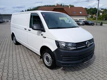 VW Kombi LR TDI in deep ocean