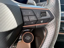 CUPRA Formentor 1.5 e-TSI 150 PS DSG in Magnet-Grau Metallic