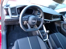 Audi A1 Sportback 30 TFSI intense in Progressivrot Metallic