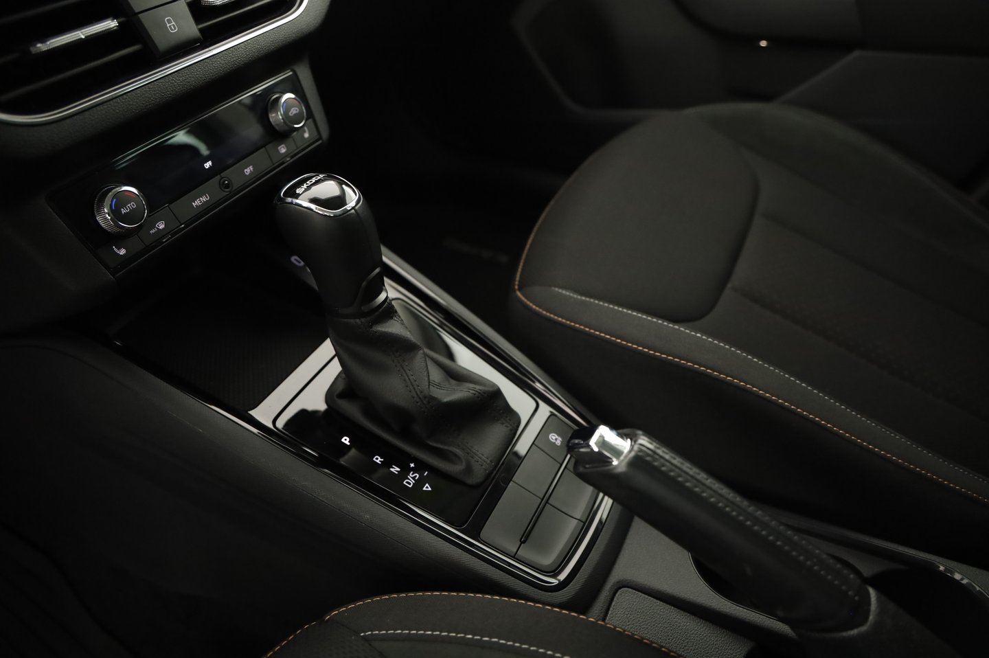Škoda KAMIQ Ambition TSI DSG | Bild 19 von 21