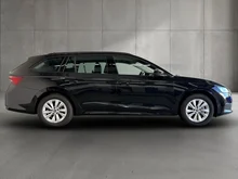 Škoda Octavia Combi Selection TSI mHEV DSG in Black-Magic Perleffekt