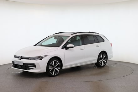 VW Golf Variant Life mHeV DSG