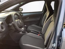 Thumbnail-Foto von Fahrzeug