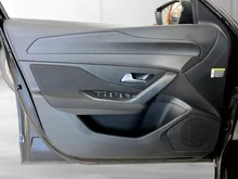 Peugeot 308 SW PureTech 130 S&S EAT8 Active Pack in schwarz - metallic