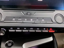 Peugeot 308 SW PureTech 130 S&S EAT8 Active Pack in schwarz - metallic