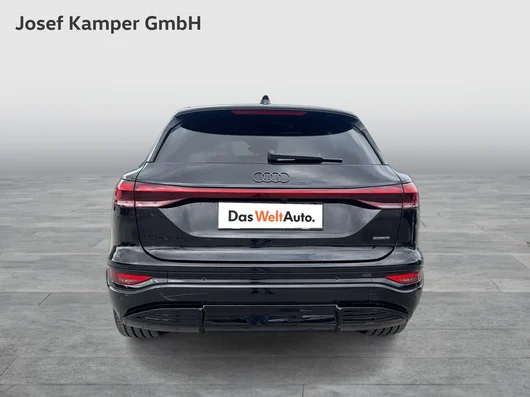 Bild eines Audi Q6 e-tron quattro