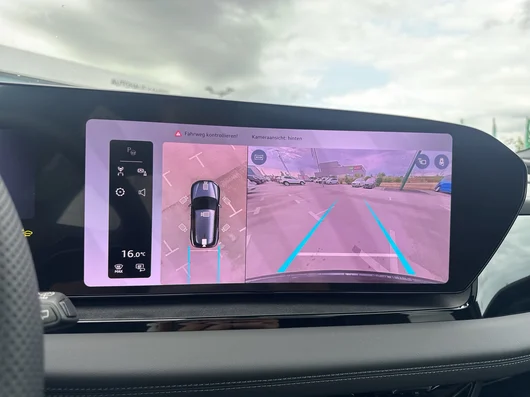 Bild eines Audi Q6 e-tron quattro