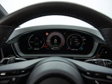 Porsche Cayenne Turbo E-Hybrid in chromitschwarzmetallic
