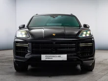 Porsche Cayenne Turbo E-Hybrid in chromitschwarzmetallic