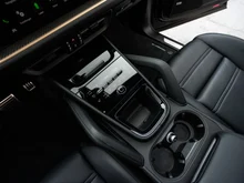 Porsche Cayenne Turbo E-Hybrid in chromitschwarzmetallic