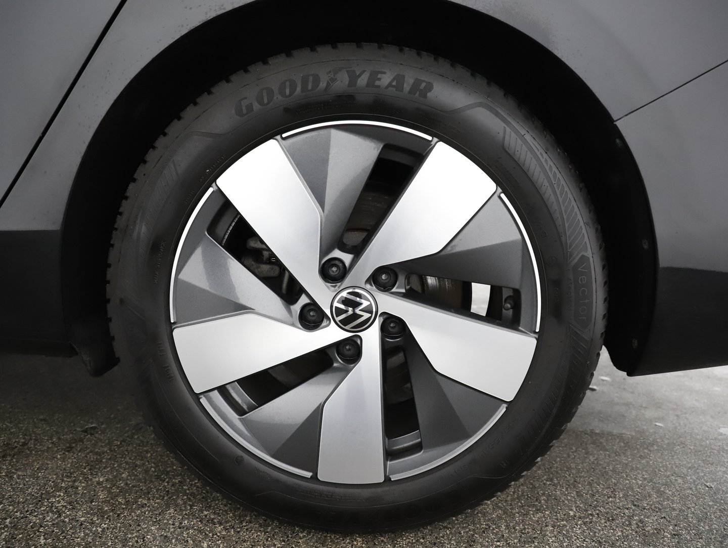 VW Passat Variant Elegance TDI DSG | Bild 4 von 26