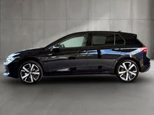 VW Golf Rabbit mHEV TSI DSG in Grenadillschwarz Metallic