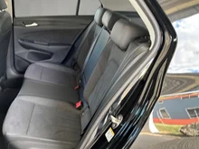 VW Golf Rabbit mHEV TSI DSG in Grenadillschwarz Metallic