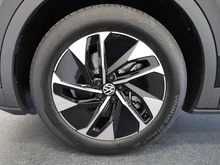 VW ID.4 Pro 4MOTION 220 kW Business -77 kWh in Grenadillschwarz Metallic