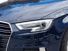 Audi A3 Sportback SB 1.6 TDI intense in dunkelblau - normal