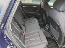 Audi A3 Sportback SB 1.6 TDI intense in dunkelblau - normal
