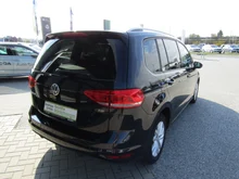 VW Touran Comfortline TDI SCR in Deepblack Perleffekt