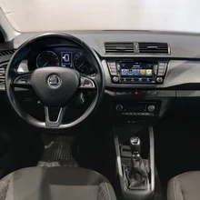 Thumbnail-Foto von Fahrzeug