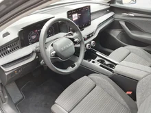 Škoda Superb Combi Selection TDI DSG in Graphit-Grau Metallic