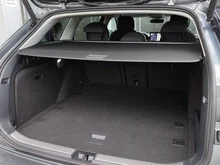 Škoda Superb Combi Selection TDI DSG in Graphit-Grau Metallic