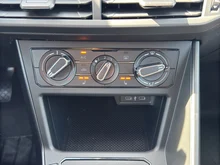 VW Polo 4Me TSI in Deep Black Perleffekt