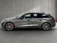 Audi A5 Avant e-hybrid quattro 220 kW in Daytonagrau Perleffekt