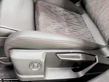 Audi A5 Avant e-hybrid quattro 220 kW in Daytonagrau Perleffekt