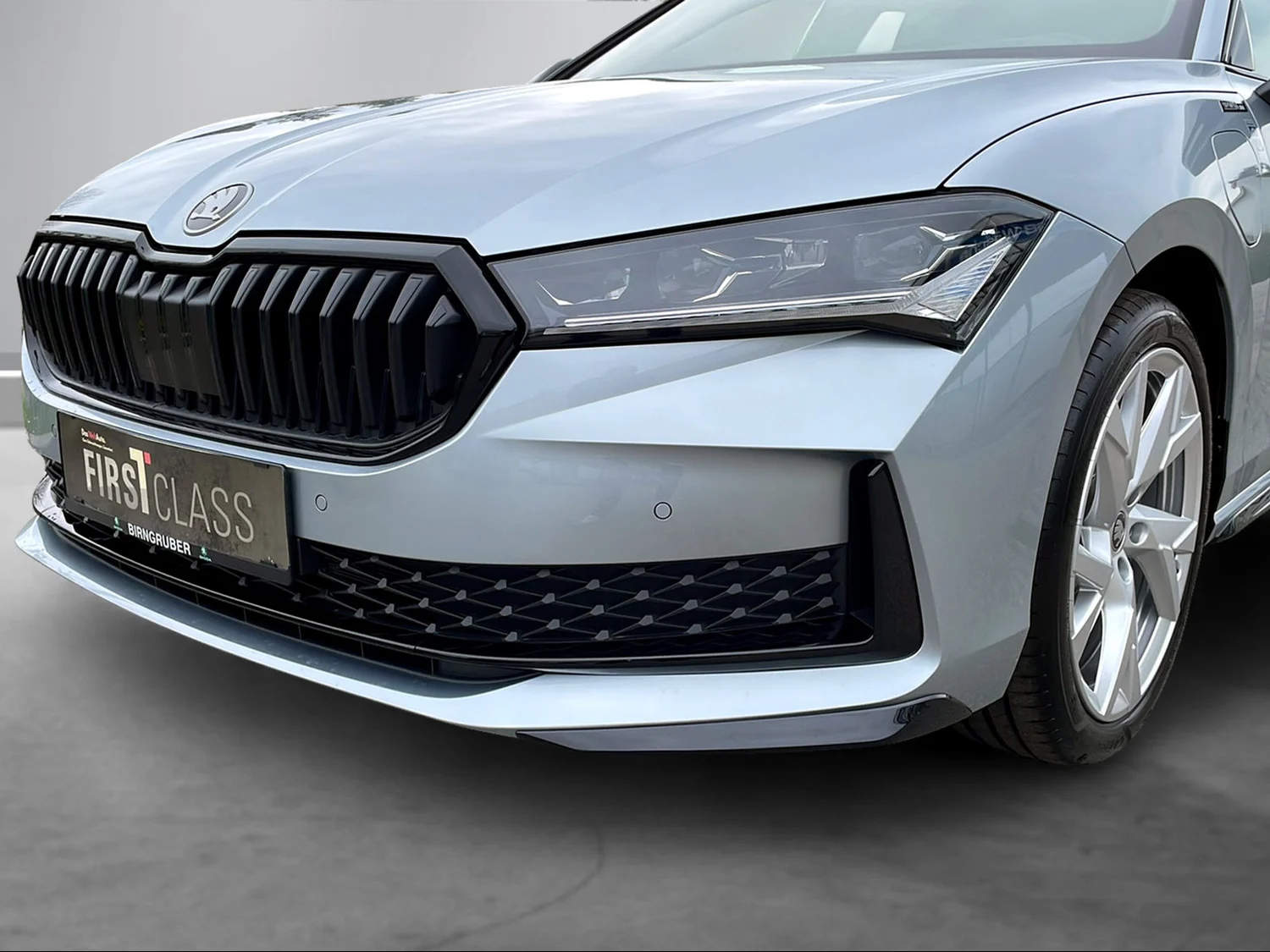 Bild eines Superb Combi Sportline iV TSI DSG