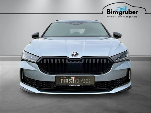 Bild eines Superb Combi Sportline iV TSI DSG
