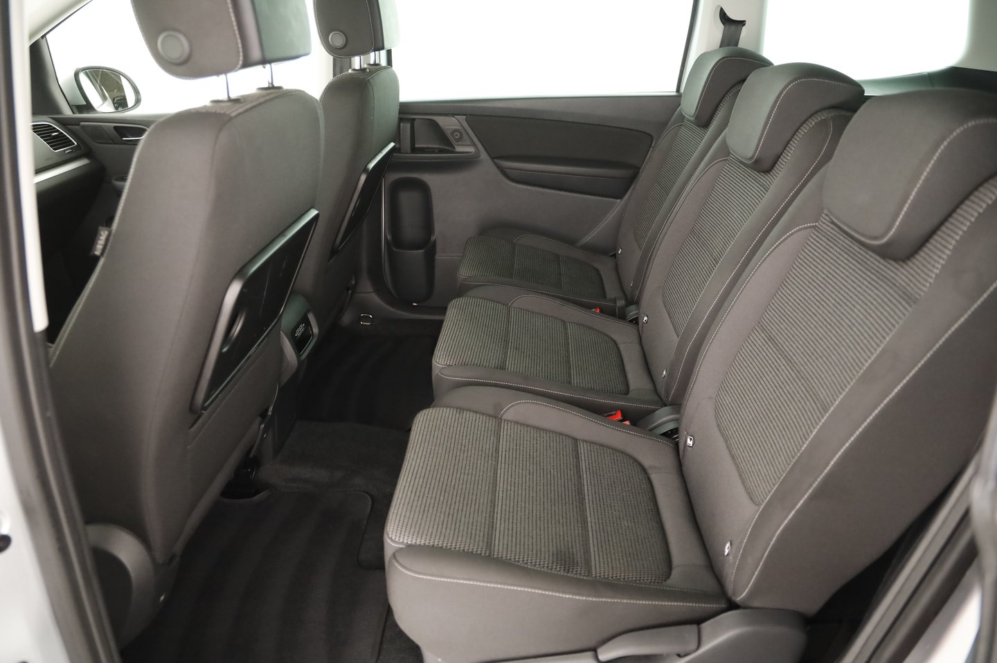 VW Sharan Comfortline TDI SCR DSG 5-Sitzer | Bild 15 von 18