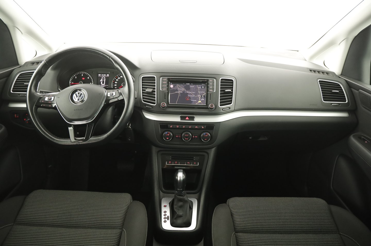 VW Sharan Comfortline TDI SCR DSG 5-Sitzer | Bild 11 von 18