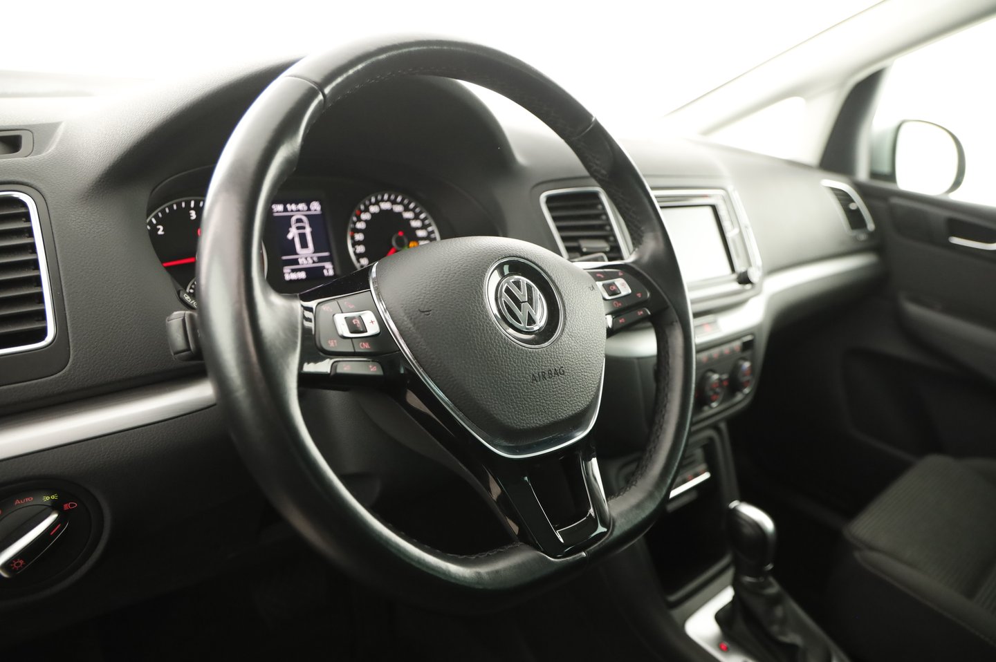 VW Sharan Comfortline TDI SCR DSG 5-Sitzer | Bild 7 von 18